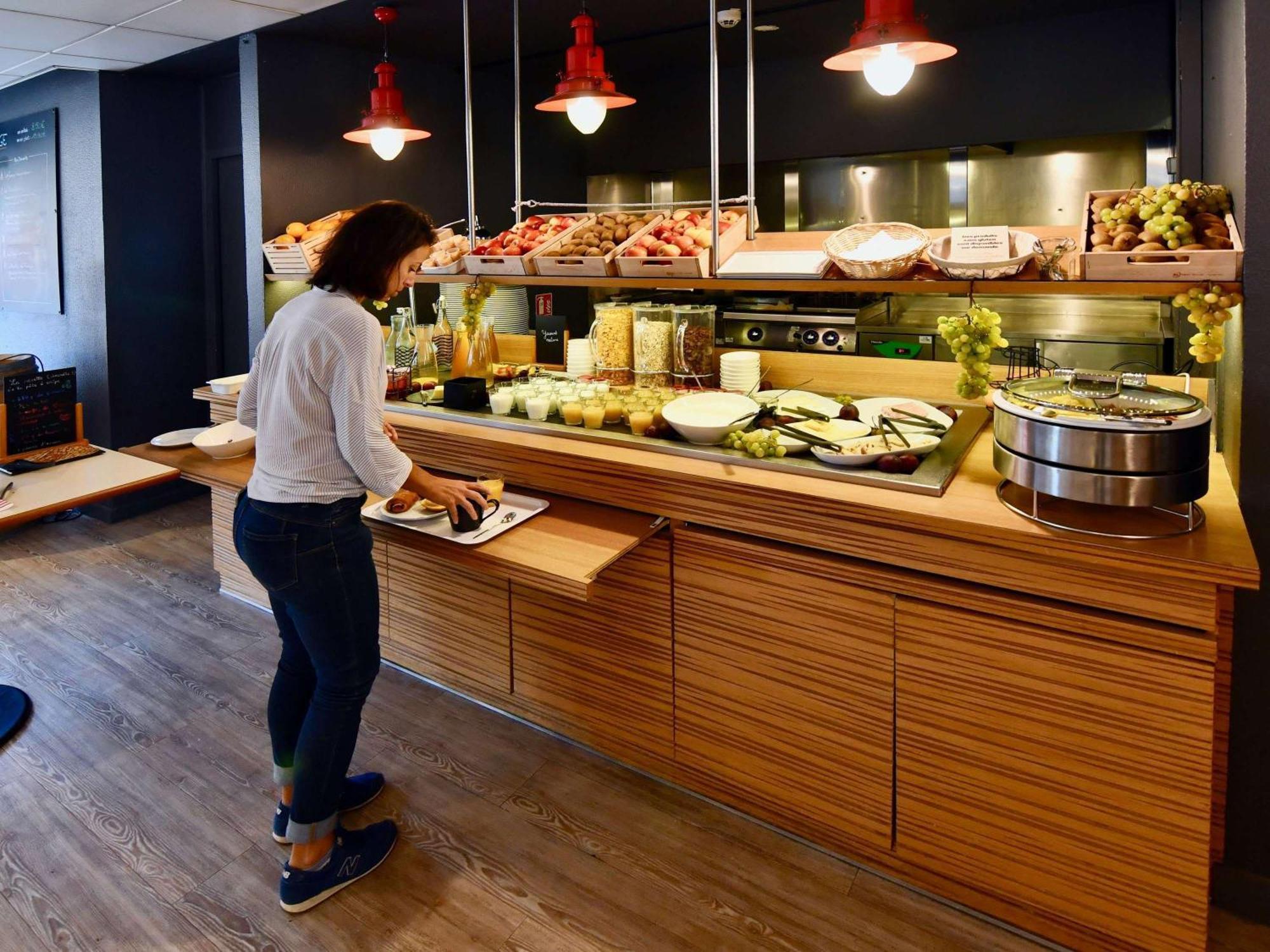 ibis Brest Kergaradec Hotell Exteriör bild